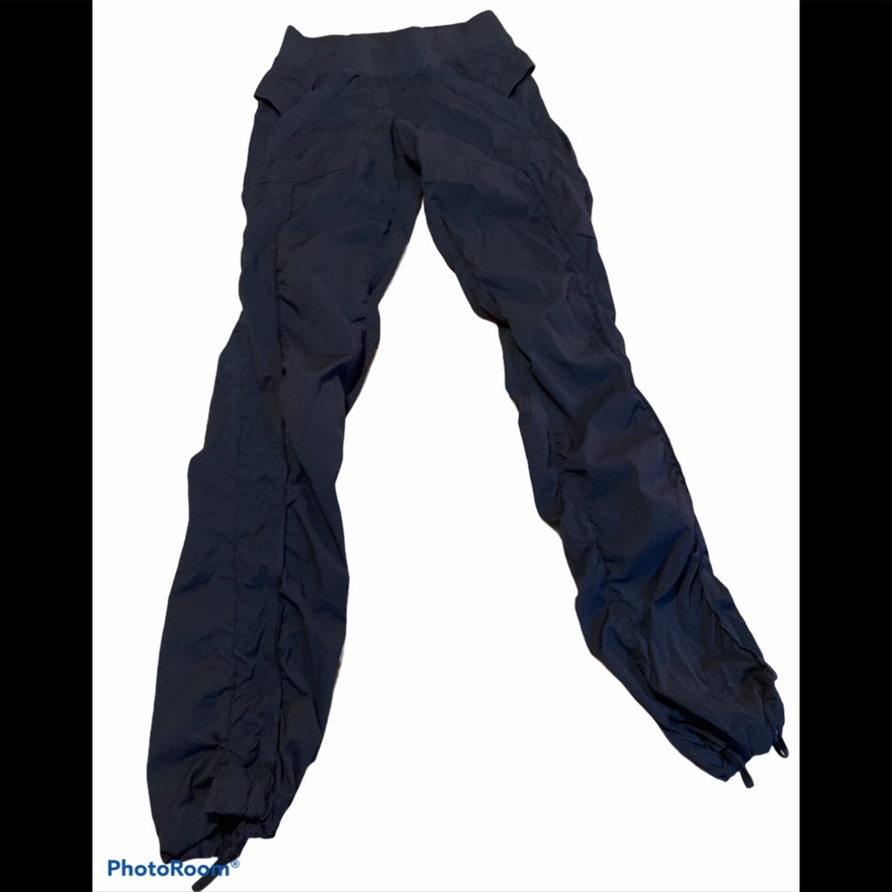 Lululemon Athletica Women's Size 4 Active Pants